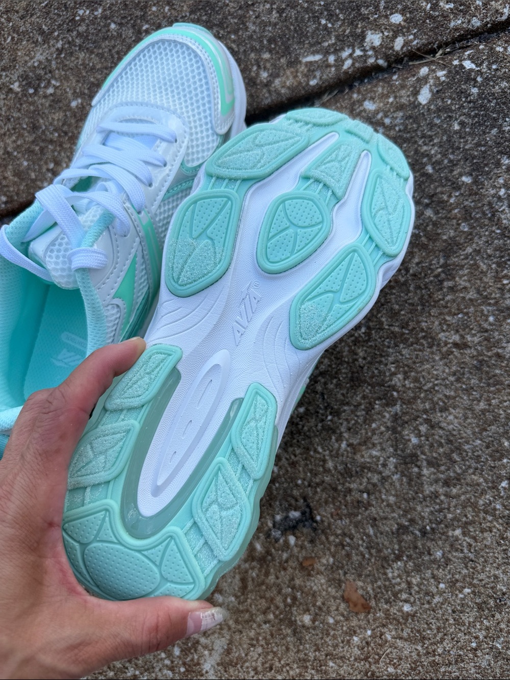 Avia Women's White and Mint Green Sneakers. Size 6.5 Women’s NEW - Picture 8 of 9